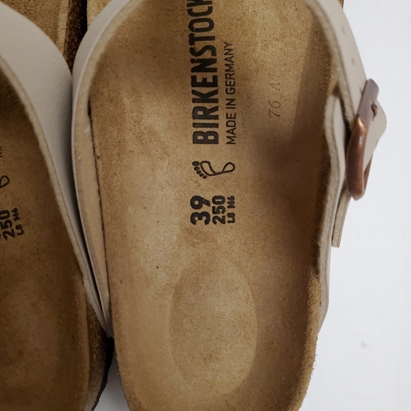 New Birkenstock Gizeh Taupe Ice Sandals - Picture 5 of 9